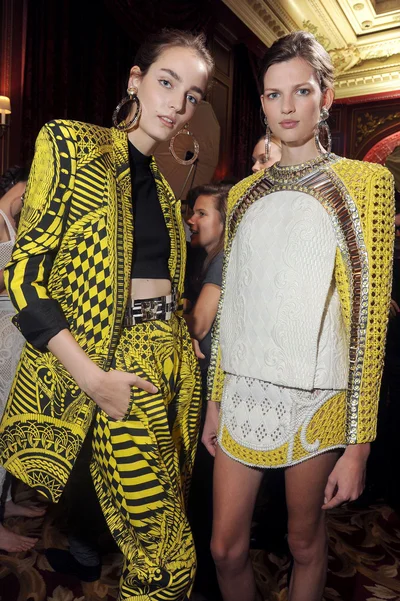 Look 34